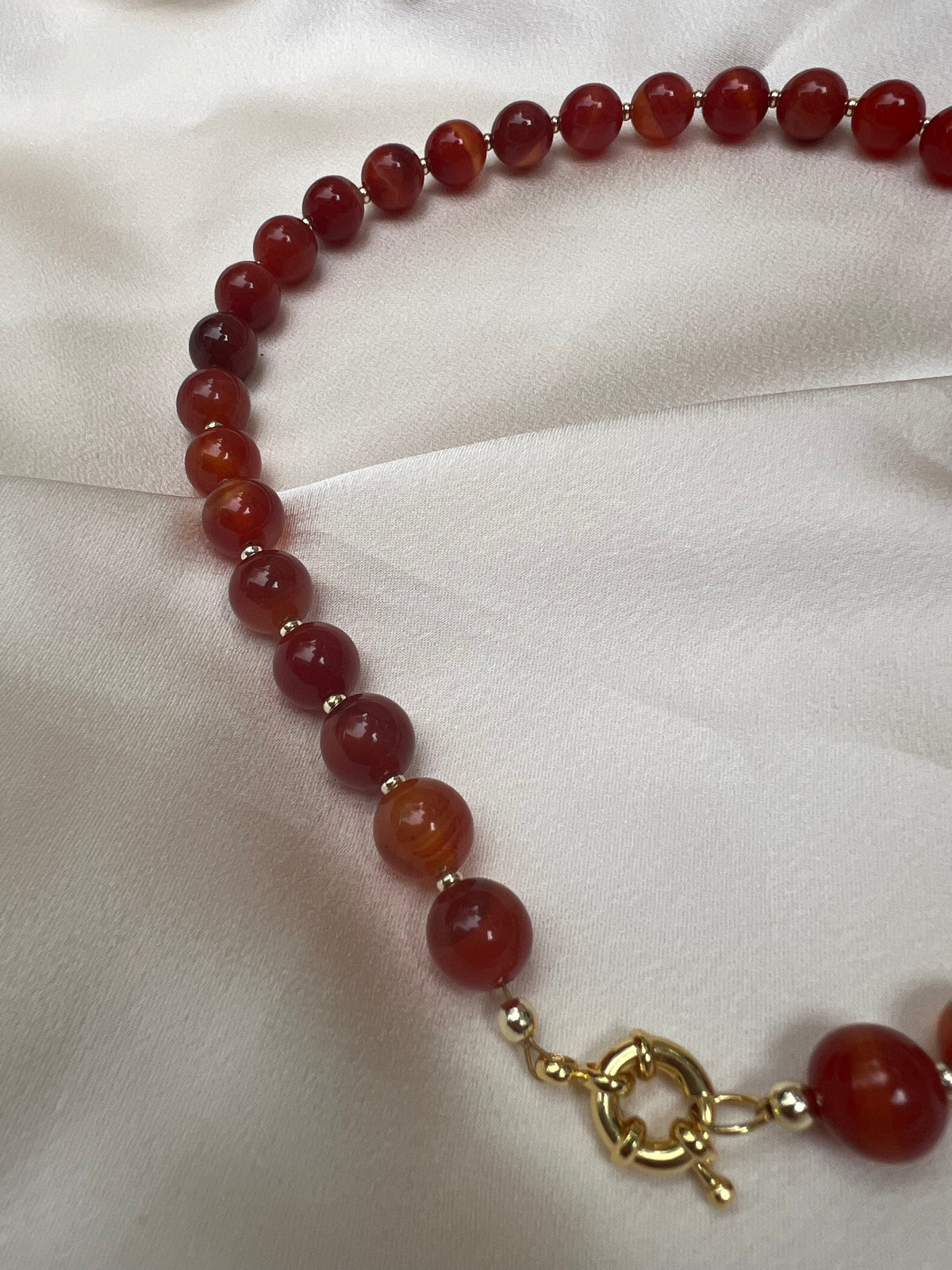 Red Stripe Agate Beaded Necklace with Gold-Filled Spring Ring Sailor Clasp