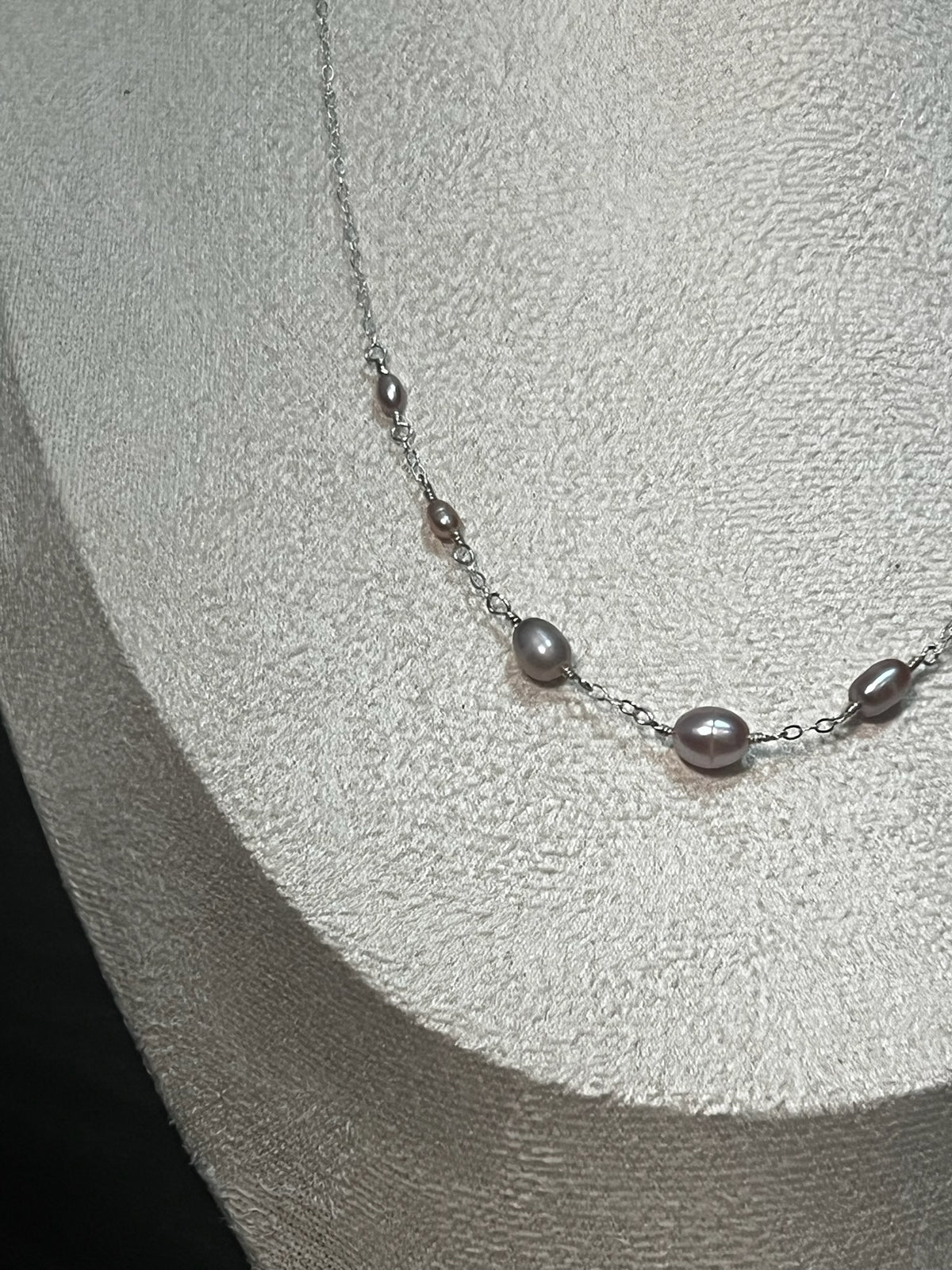 “Veronica Necklace”. Minimalist Freshwater Pearl Sterling Silver Necklace. Rose freshwater pearl and sterling silver chain.